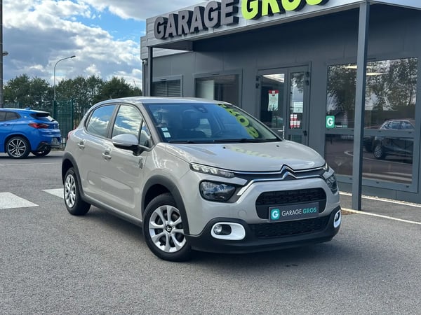 Photo de présentation de la voiture CITROEN C3 PureTech 83 S&S BVM5 YOU!