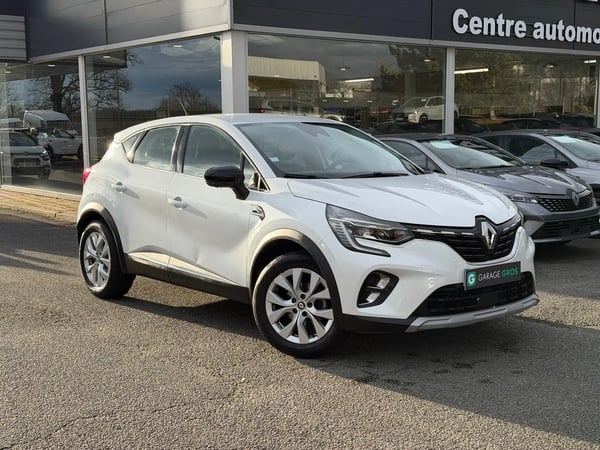 Image de présentation de la voiture par abonnement Renault Captur Tce 90 - 21 Intens