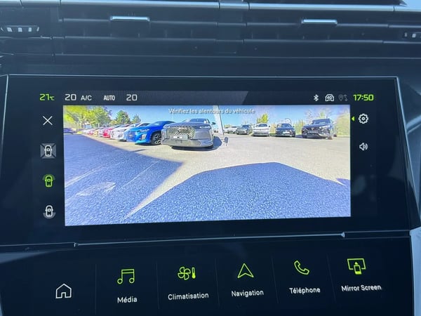 Photo de la voiture PEUGEOT 308 BlueHDi 130ch S&S EAT8 GT