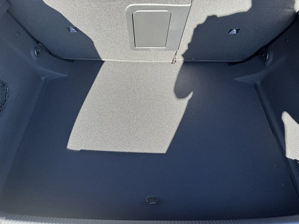 Photo de la voiture PEUGEOT 308 BlueHDi 130ch S&S EAT8 GT