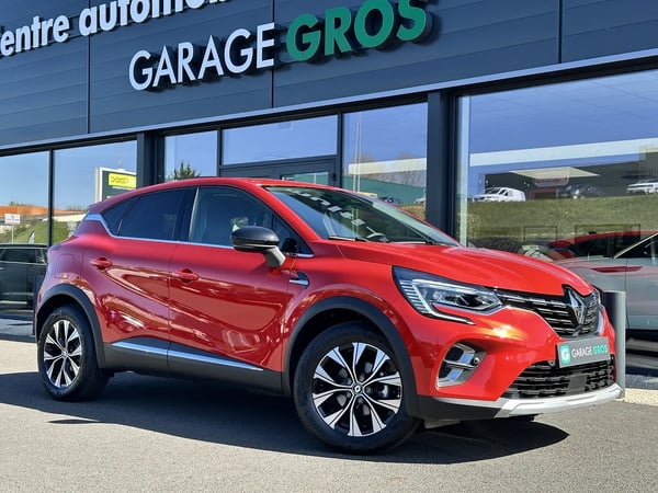 Photo de la voiture RENAULT CAPTUR TCe 90 Techno