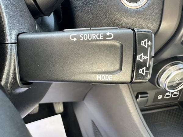Photo de la voiture RENAULT CAPTUR TCe 90 Techno