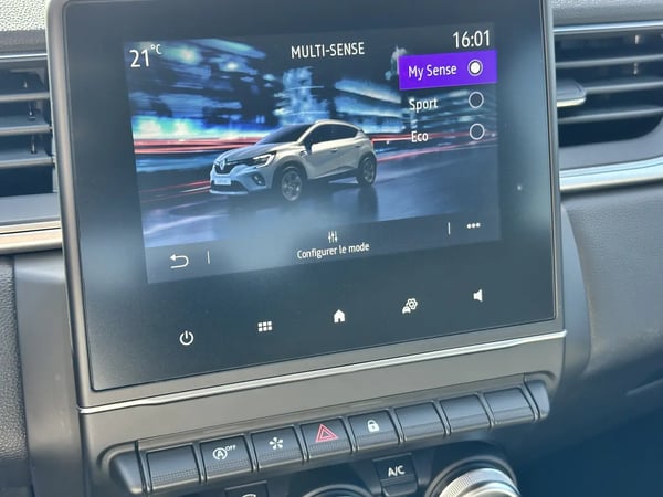 Photo de la voiture RENAULT CAPTUR TCe 90 Techno