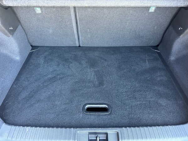 Photo de la voiture RENAULT CAPTUR TCe 90 Techno