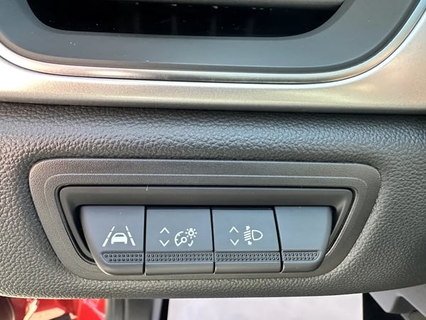 Photo de la voiture RENAULT CAPTUR TCe 90 Techno