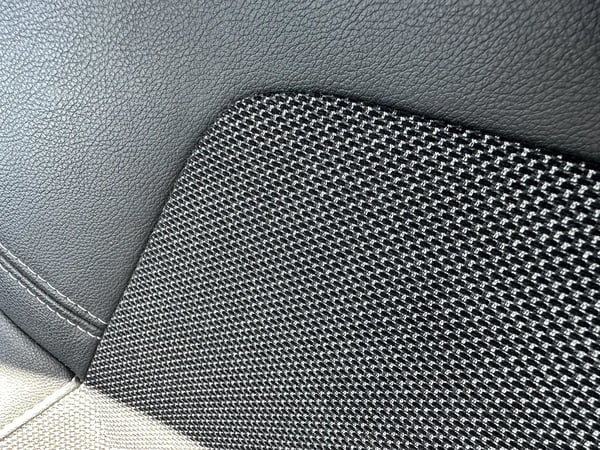 Photo de la voiture RENAULT CAPTUR TCe 90 Techno