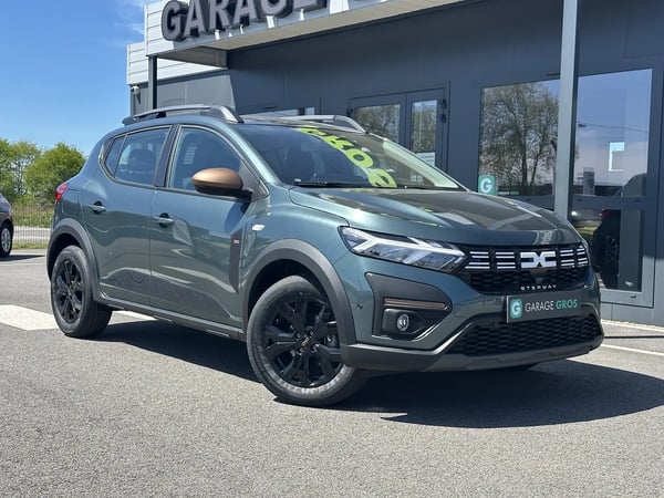 Photo de présentation de la voiture DACIA SANDERO TCe 110 GSR2 Stepway Extreme +