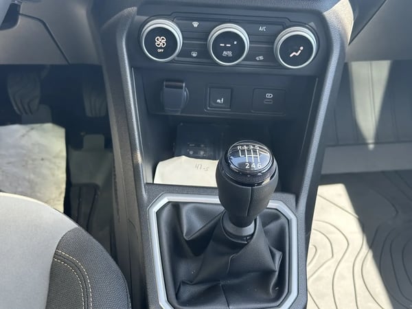 Photo de la voiture DACIA SANDERO TCe 110 GSR2 Stepway Extreme +