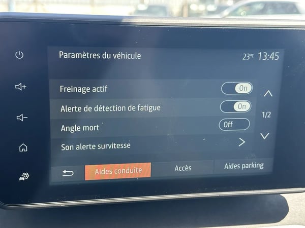Photo de la voiture DACIA SANDERO TCe 110 GSR2 Stepway Extreme +