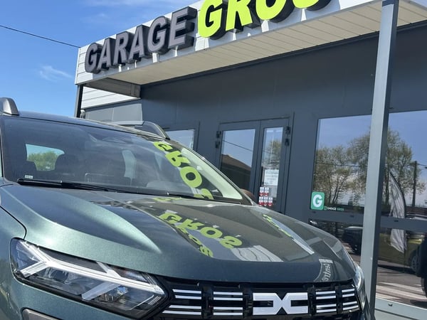 Photo de la voiture DACIA SANDERO TCe 110 GSR2 Stepway Extreme +