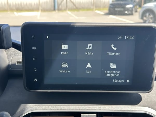 Photo de la voiture DACIA SANDERO TCe 110 GSR2 Stepway Extreme +