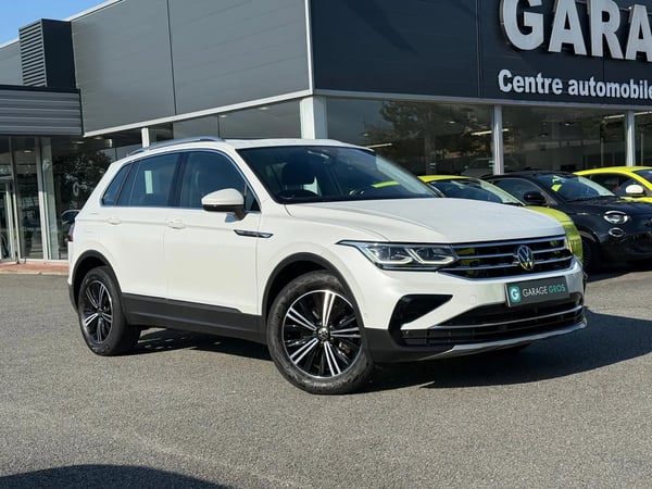 Photo de présentation de la voiture VOLKSWAGEN TIGUAN 1.5 TSI 150ch DSG7 Elegance