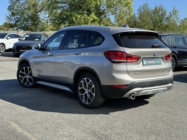 Photo de la voiture BMW X1 F48 LCI xDrive 25e 220 ch BVA6 xLine