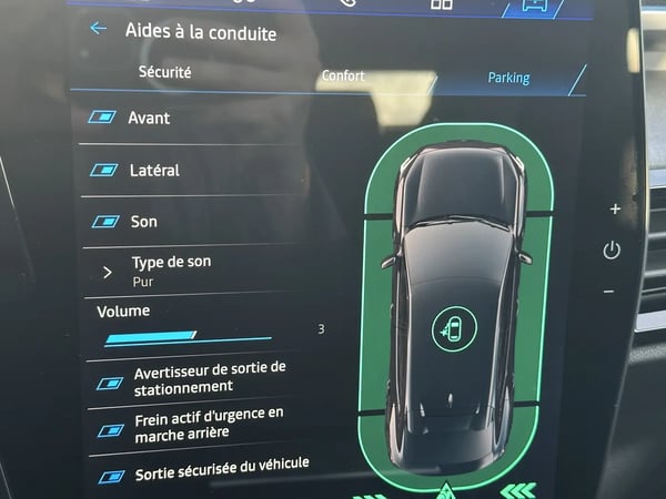 Photo de la voiture RENAULT RAFALE E-Tech full hybrid 200 esprit Alpine