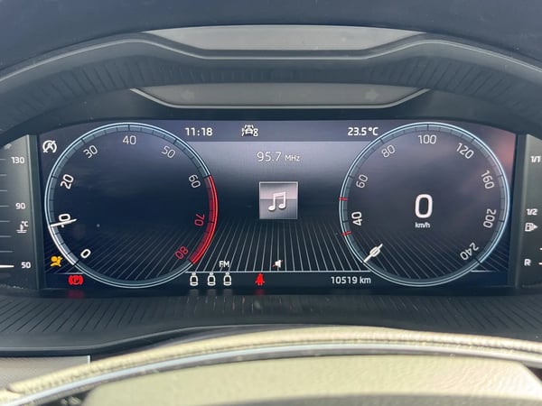 Photo de la voiture SKODA KAMIQ 1.0 TSI Evo 110 ch BVM6 Ambition
