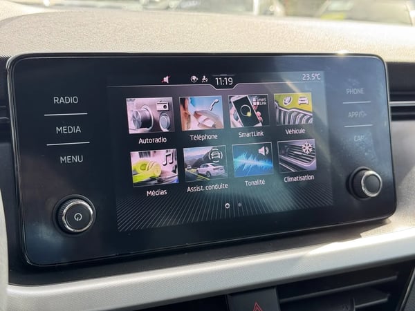 Photo de la voiture SKODA KAMIQ 1.0 TSI Evo 110 ch BVM6 Ambition