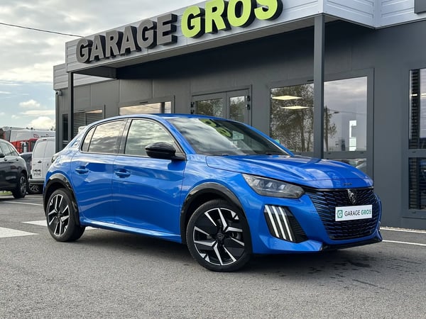 Photo de présentation de la voiture PEUGEOT 208 Hybrid 100 e-DCS6 GT