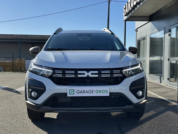 Photo de la voiture DACIA JOGGER ECO-G 100 5 places GSR2 Extreme +
