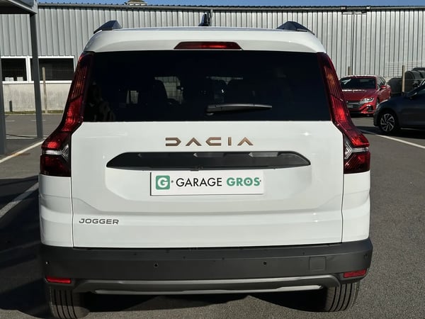 Photo de la voiture DACIA JOGGER ECO-G 100 5 places GSR2 Extreme +