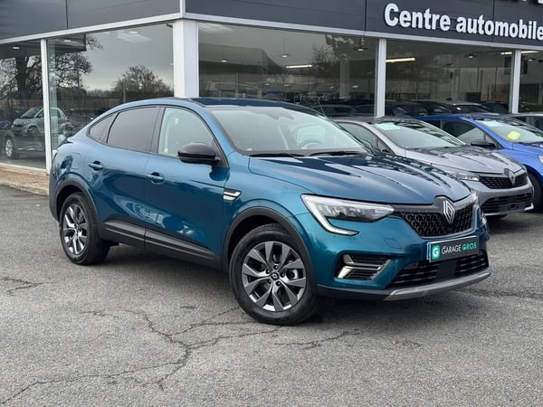 Photo de présentation de la voiture RENAULT ARKANA mild hybrid 140 EDC GSR2 Evolution