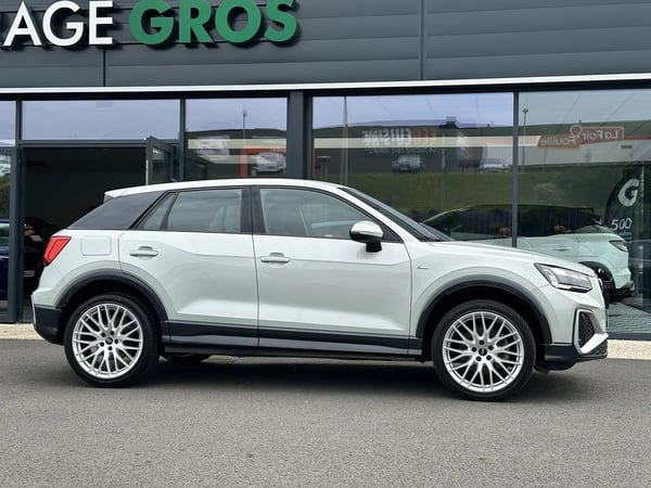 Photo de la voiture AUDI Q2 30 TDI 116 S tronic 7 Advanced + S LINE