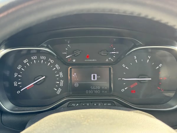 Photo de la voiture CITROEN C3 PureTech 110 S&S Shine