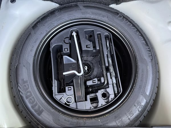 Photo de la voiture CITROEN C3 PureTech 110 S&S Shine