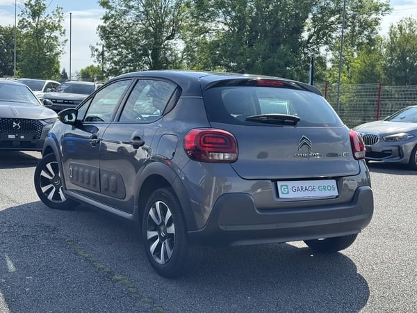 Photo de la voiture CITROEN C3 PureTech 110 S&S Shine