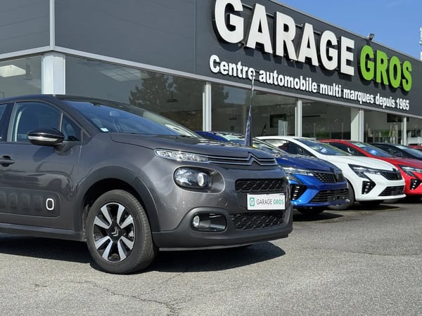Photo de la voiture CITROEN C3 PureTech 110 S&S Shine