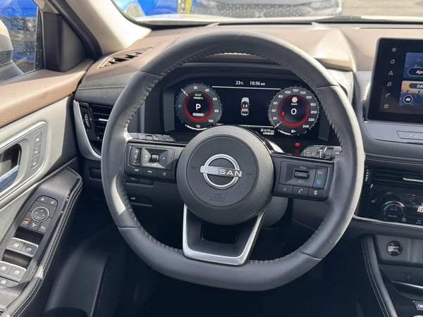 Photo de la voiture NISSAN X-TRAIL e-POWER 204 ch Tekna