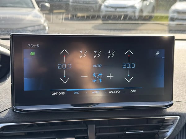 Photo de la voiture PEUGEOT 5008 BlueHDi 130ch S&S EAT8 Allure
