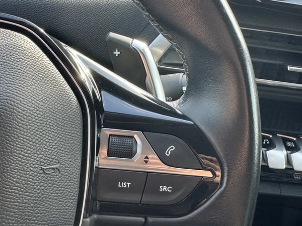 Photo de la voiture PEUGEOT 5008 BlueHDi 130ch S&S EAT8 Allure