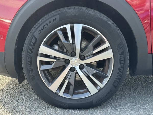 Photo de la voiture PEUGEOT 5008 BlueHDi 130ch S&S EAT8 Allure