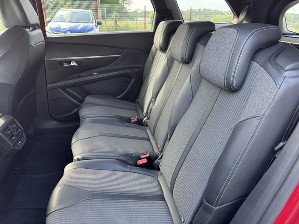Photo de la voiture PEUGEOT 5008 BlueHDi 130ch S&S EAT8 Allure