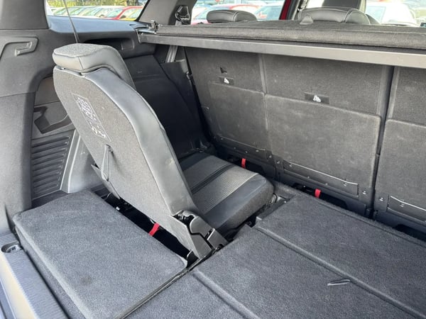 Photo de la voiture PEUGEOT 5008 BlueHDi 130ch S&S EAT8 Allure