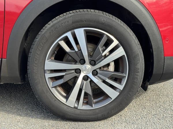 Photo de la voiture PEUGEOT 5008 BlueHDi 130ch S&S EAT8 Allure