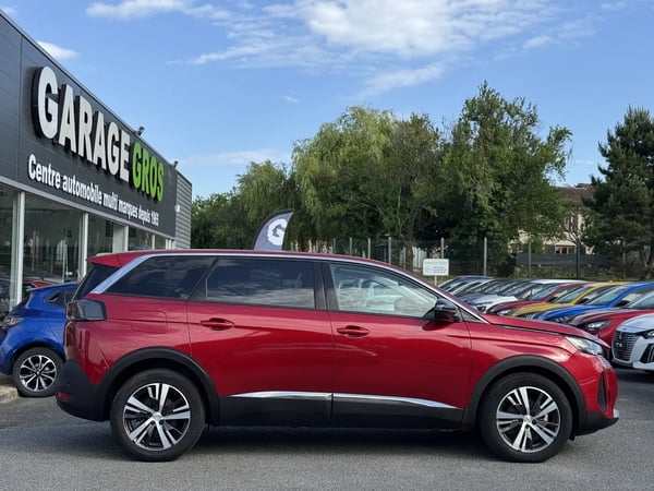 Photo de la voiture PEUGEOT 5008 BlueHDi 130ch S&S EAT8 Allure