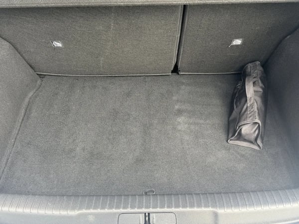 Photo de la voiture DS DS3 CROSSBACK BlueHDi 100 BVM6 So Chic