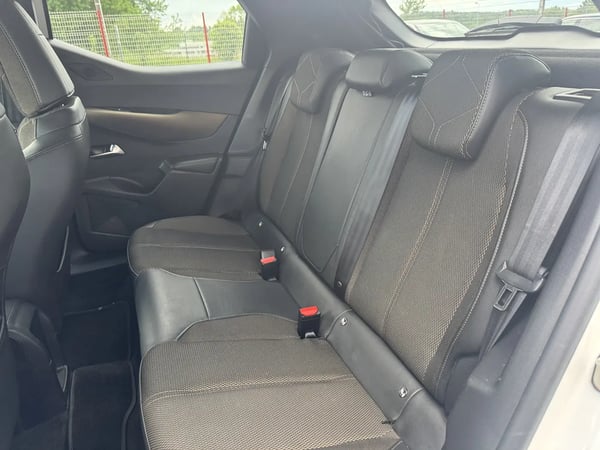 Photo de la voiture DS DS3 CROSSBACK BlueHDi 100 BVM6 So Chic