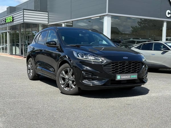 Photo de présentation de la voiture FORD KUGA 2.0 TDCi 120 S&S 4x2 Powershift ST-Line