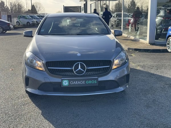 Photo de la voiture MERCEDES CLASSE A 180 d 7G-DCT Inspiration
