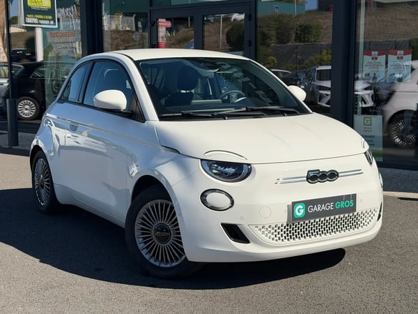 Photo de présentation de la voiture FIAT 500e BERLINE 500 e 118 ch Nouvelle 500