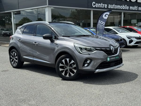 Photo de la voiture RENAULT CAPTUR TCe 90 Techno