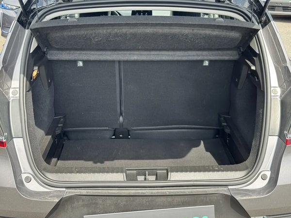 Photo de la voiture RENAULT CAPTUR TCe 90 Techno