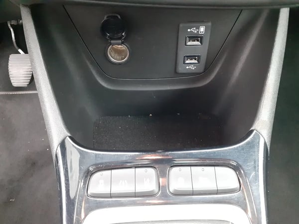 Photo de la voiture OPEL CROSSLAND 1.2 Turbo 130 ch BVM6 Elegance