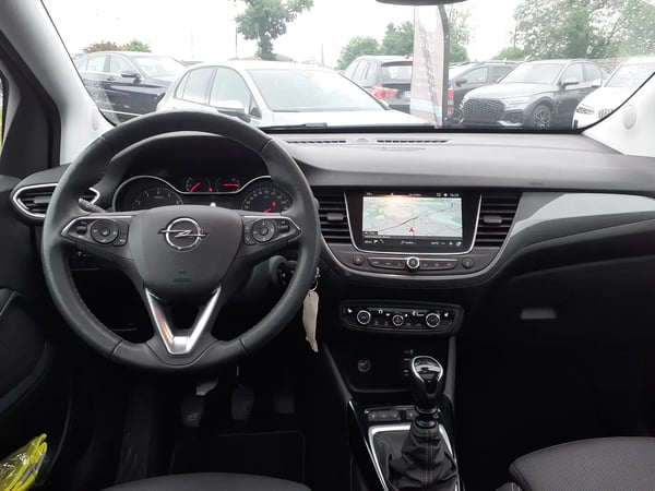 Photo de la voiture OPEL CROSSLAND 1.2 Turbo 130 ch BVM6 Elegance