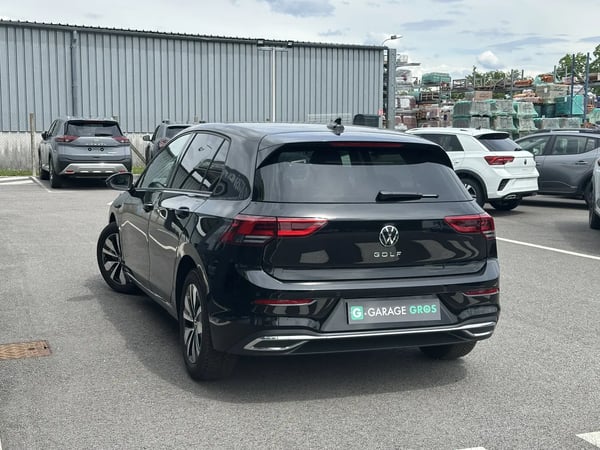 Photo de la voiture VOLKSWAGEN GOLF 1.5 TSI 150  BVM6 Active - 5P