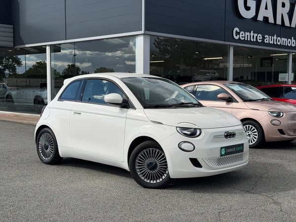 Photo de présentation de la voiture FIAT 500e BERLINE 500 e 118 ch Nouvelle 500