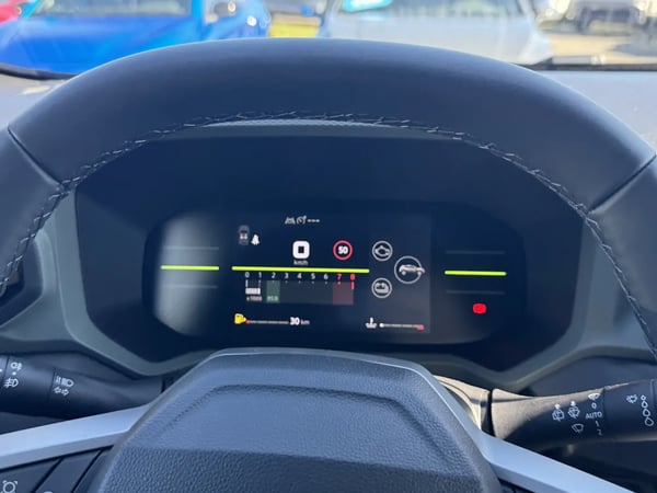 Photo de la voiture DACIA DUSTER TCe 130 4x2 Extreme