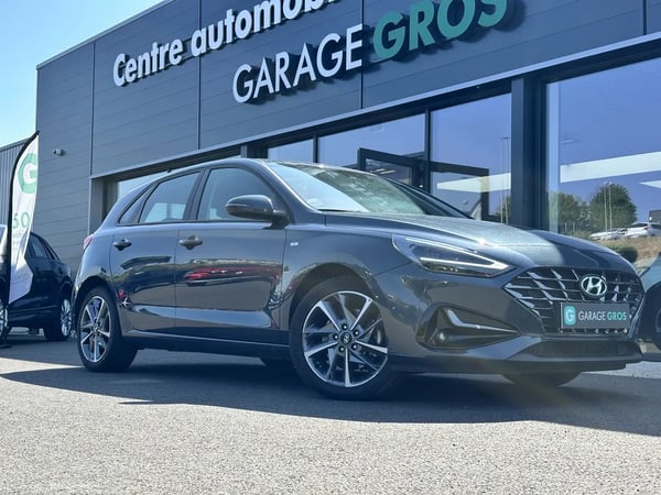 Photo de la voiture HYUNDAI i30 1.0 T-GDi 120 DCT-7 Hybrid 48V Creative